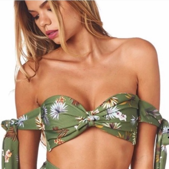 MontceSwim | Plants On Green Swim Set NWT - Picture 4 of 5